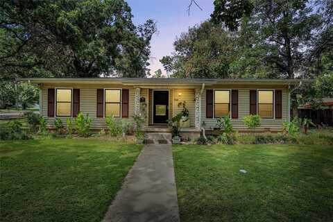 708 Triangle Place, Waco, TX 76710