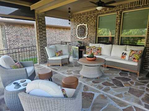 5833 Backshore Drive, Fort Worth, TX 76137
