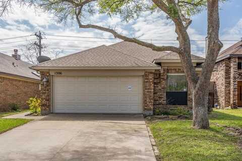 1306 Daffodil Lane, Lewisville, TX 75077