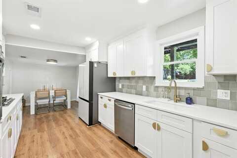 1103 W Virginia Street, McKinney, TX 75069