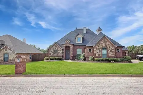 1717 Dakota Drive, Graham, TX 76450