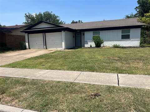 701 Price Drive, Lewisville, TX 75067
