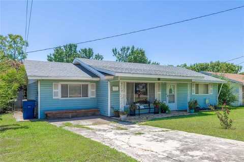 2808 Coggin Avenue, Brownwood, TX 76801