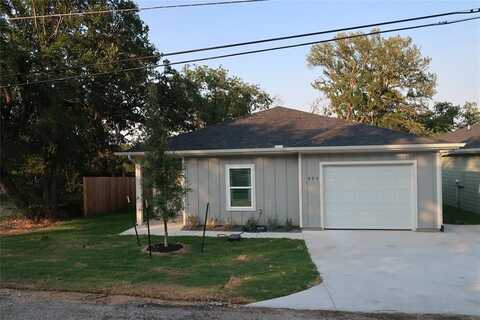 805 Branding Iron Trail, Granbury, TX 76049
