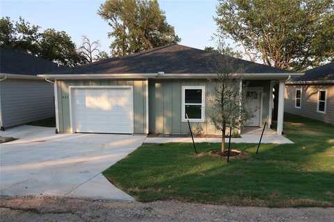 809 Branding Iron Trail, Granbury, TX 76049