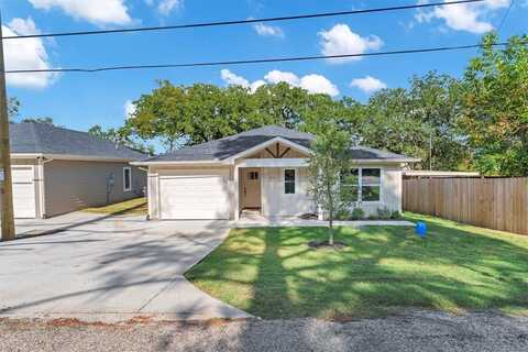 811 Branding Iron Trail, Granbury, TX 76049