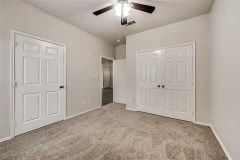917 10th Street, Grand Prairie, TX 75051