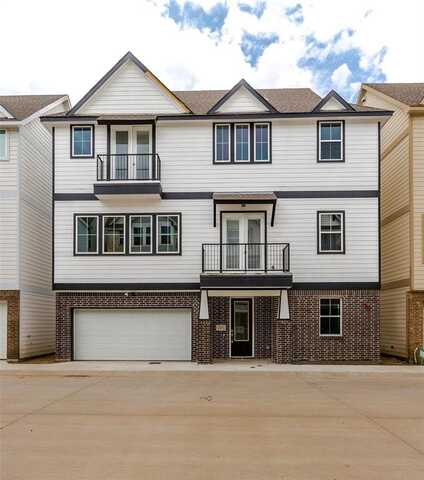202 S Village Way, Lewisville, TX 75057