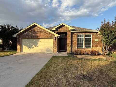 5824 Pearl Oyster Lane, Fort Worth, TX 76179