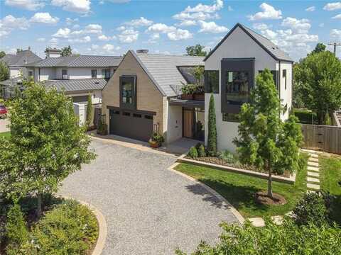 1804 Huntington Avenue, Nichols Hills, OK 73116