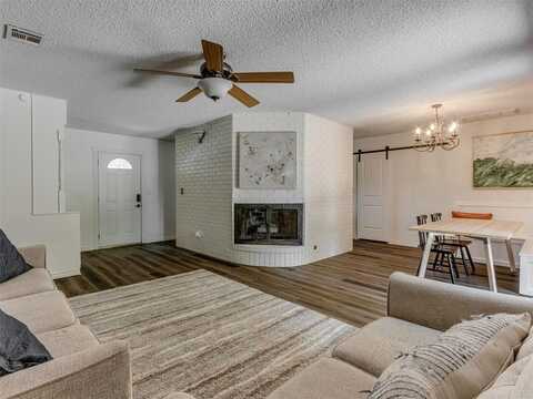 621 Yukon Avenue, Yukon, OK 73099