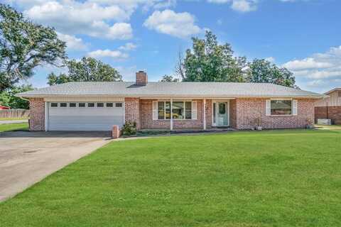 420 N 18th. Street, Frederick, OK 73542
