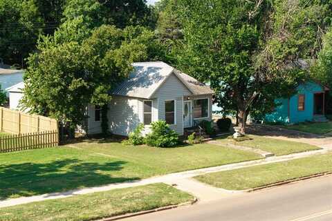 915 E Noble Avenue, Guthrie, OK 73044