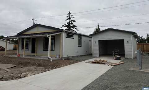931 N Iris Ave, Sequim, WA 98382
