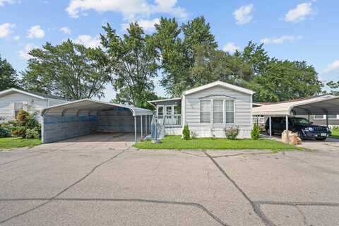 7085 Bloomfield Rd, Des Moines, IA 50320