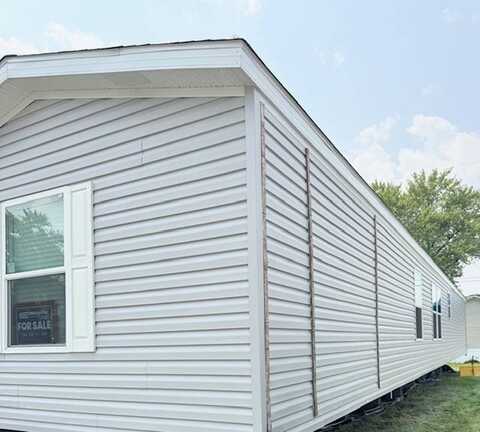 8th St., Coal Valley, IL 61240