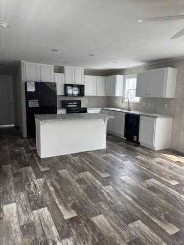 8th St., Coal Valley, IL 61240