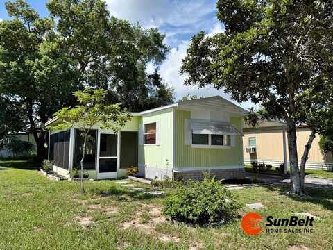 3 Madison Avenue, Sorrento, FL 32776