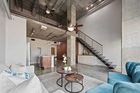 2000 Bagby Street, Houston, TX 77002