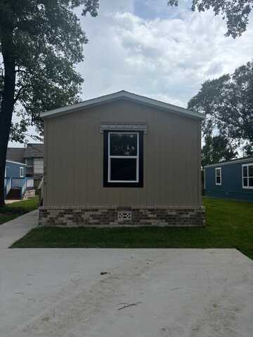 7915 Baltzell Dr, Spring, TX 77389