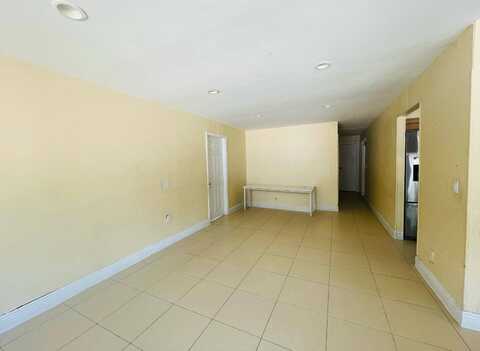 6800 NW 39th Ave, Coconut Creek, FL 33073