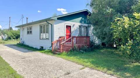 212 7th Ave NW, Bowman, ND 58623