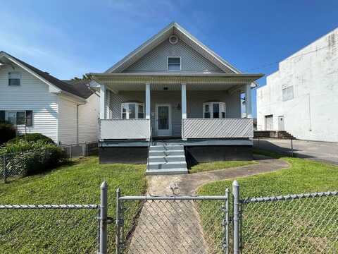 929 7th Street, Charleston, WV 25302