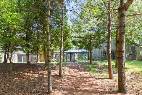 36 Edwards Hole Rd, East Hampton, NY 11937