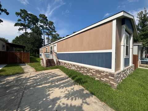 7918 B Lazy Lane, Spring, TX 77389