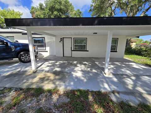 416 W Ianthe St., Tavares, FL 32778