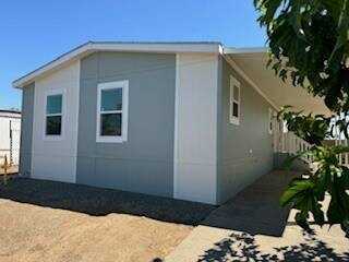 2295 Mcgownan Pkwy, Olivehurst, CA 95961