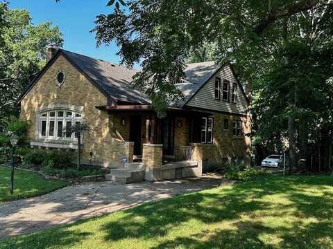 1115 Omena Pl, Cincinnati, OH 45238
