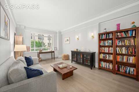 25 Central Park West, New York, NY 10023