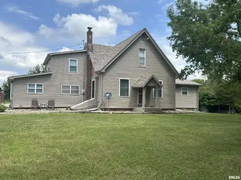 1994 Ladue Road, Jacksonville, IL 62650