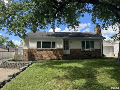 413 W 30TH Avenue, Milan, IL 61264