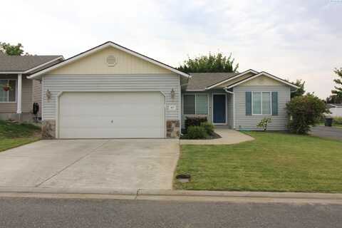 1677 Foxglove Avenue, Richland, WA 99352