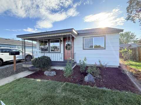 913 Sanford Avenue, Richland, WA 99352