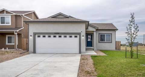 5204 Crested Hill, Pueblo, CO 81008