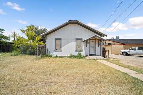 304 W 19th St, Big Spring, TX 79720