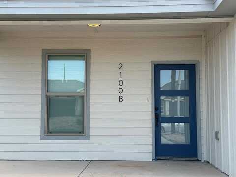 2100 N Main St, Midland, TX 79705