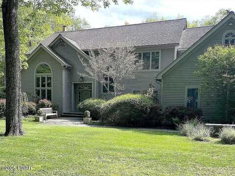 117 Stonehedge Lane, Milford, PA 18337