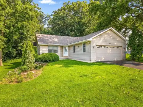 116 SE Heath Cliff, POPLAR GROVE, IL 61065