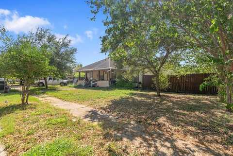 635 Fetick, TAFT, TX 78390