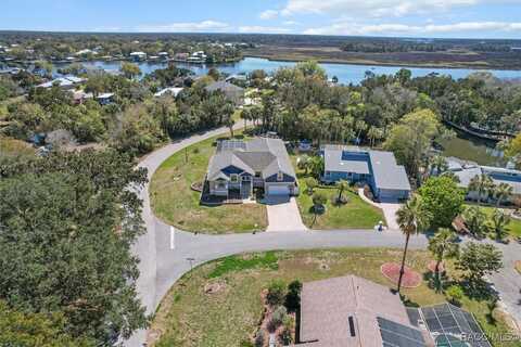 11752 W Valley Spring Lane, Homosassa, FL 34448