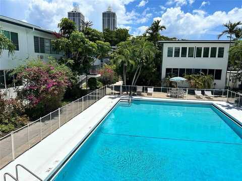 4720 Pine Tree Dr, Miami Beach, FL 33140