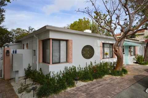 835 NE 15th Ave, Fort Lauderdale, FL 33304