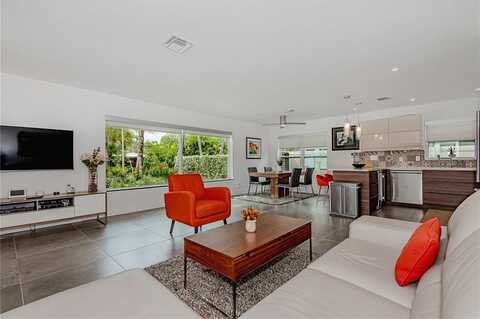 3321 NE 18th St, Fort Lauderdale, FL 33305
