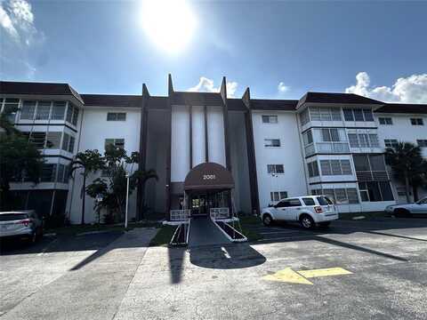 2061 NW 47th Ter, Lauderhill, FL 33313