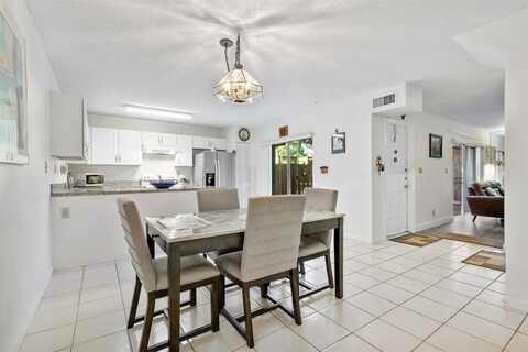 2171 SW 90th Ave, Davie, FL 33324