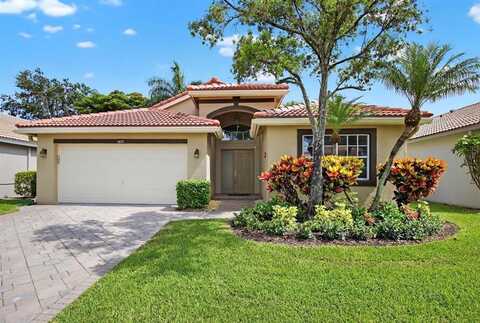 5891 Royal Isles Blvd, Boynton Beach, FL 33437
